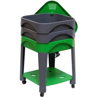 2 ou 3 plateaux, 11 litres utiles par plateau